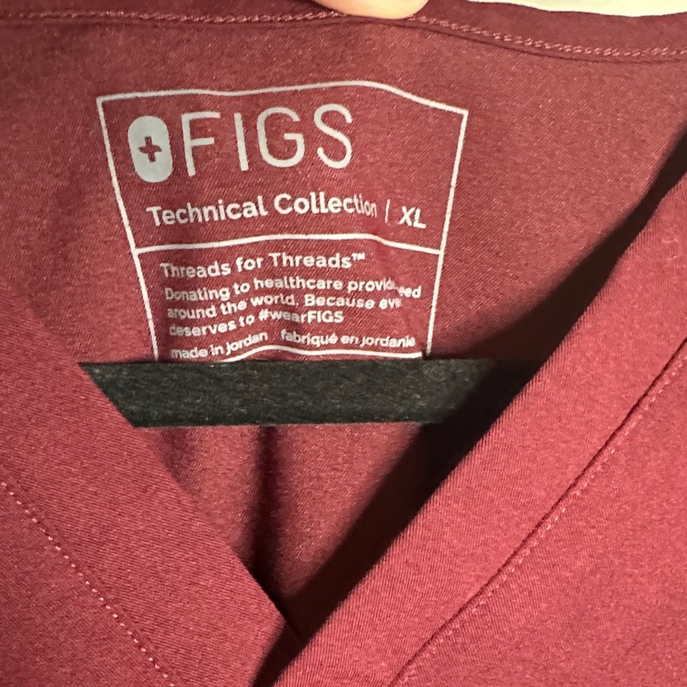 Figs Scrubs Short Sleeve Burgundy Tee XL - Picture 3 of 4